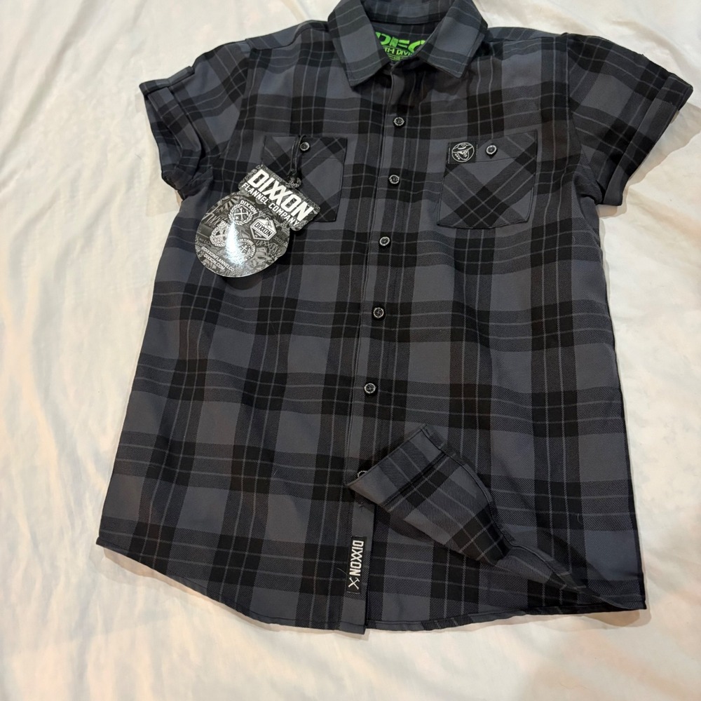 Dixxon Flannel Co Youth Large Grey Black Plaid Short Sleeve‎ D-Tech Button Shirt